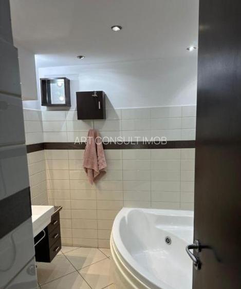 Apartament 3 Camere | Decomandat | Unirii | Centrala Proprie - 9