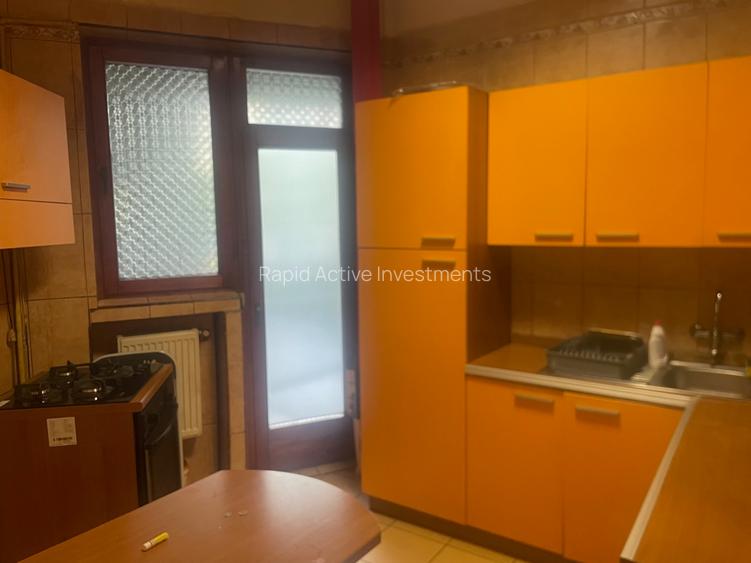 Universitate 4 camere liber 2 gr ,balcon terasa etaj 1 - 2