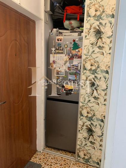 Zona excelenta. Ideal ca investitie sau studenti. Etajul 2. - 11