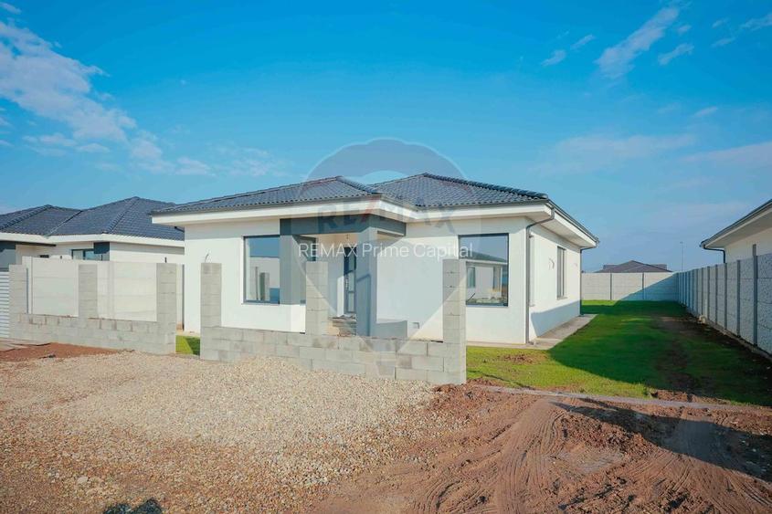 Casă pe nivel de vânzare cu 3 dormitoare, 500 mp teren – Sântandrei - 24