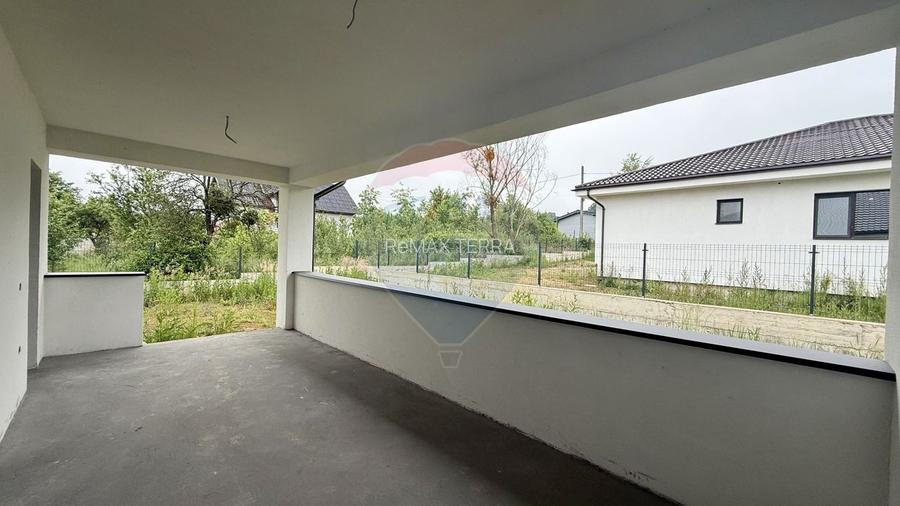 Casă nouă de vânzare zona Unguraș/Baia Sprie - 13