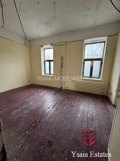 CASA S+P+1E DE INCHIRIAT - LOCATIE PREMIUM PENTRU BUSINESS - BLD.TOMIS - - 24