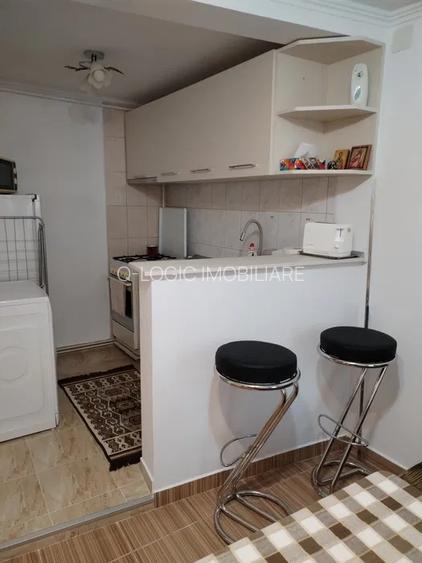 Garsoniera libera la vanzare zona Central - 6