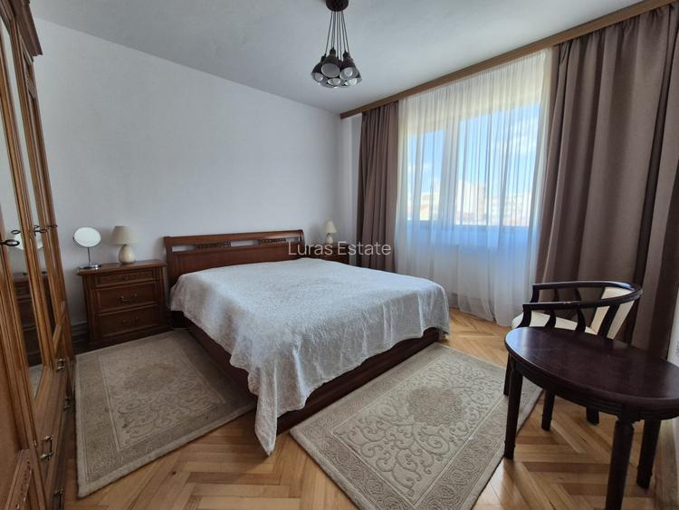 De închiriat – Apartament spațios 3 camere, zona Tomis 2 - 8