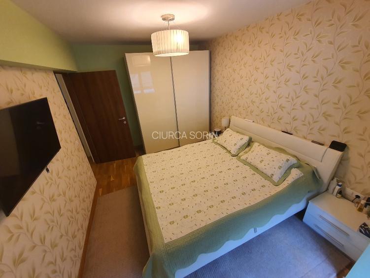 Vand apartament cu 3 camere in Baile Herculane. - 7