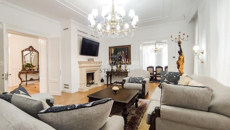 Vila restaurata in cel mai mic detaliu - zona centrala - 14