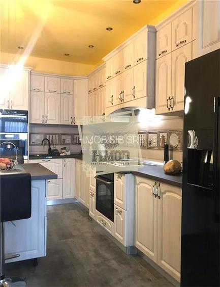 Casa 8 camere 6 bai 450 mp teren in zona Terezian - 5