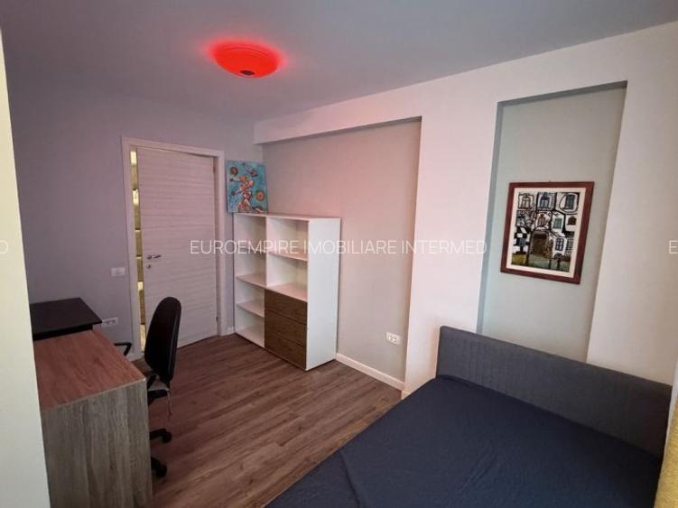 Apartament cu 3 camere de închiriat, zona Tomis Plus - 2