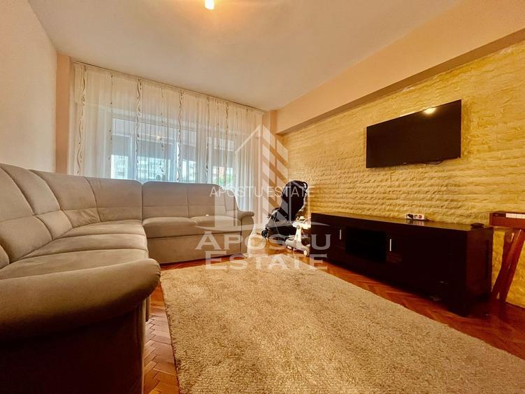 Apartament 3 camere, zona Vlaicu - 2
