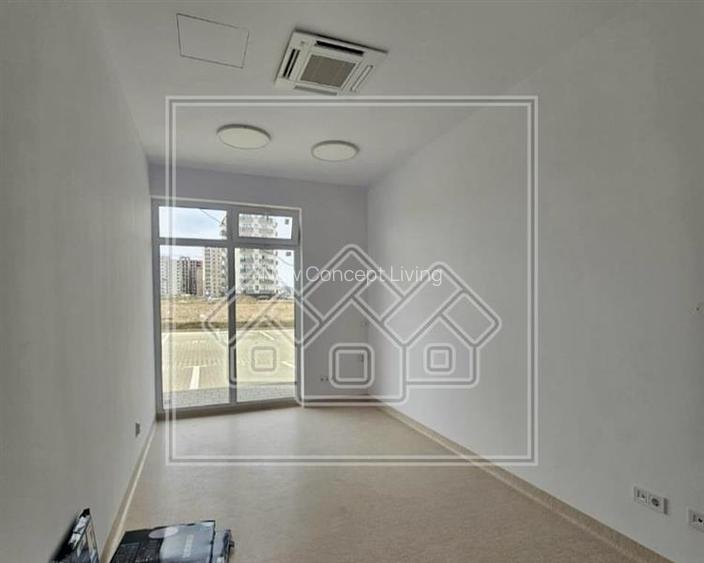 Spatiu comercial, NOU, complet finisat, 6 parcari, supraveghere video - 2