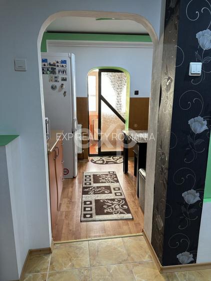 Apartament 2 camere decomandat, etaj 3, zonă Exercițiu – lângă JAM, Pitești - 2