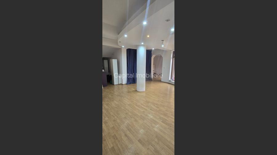 Casă 257 mp și teren 1.046 mp –  ideală pentru clinică/birouri - 8