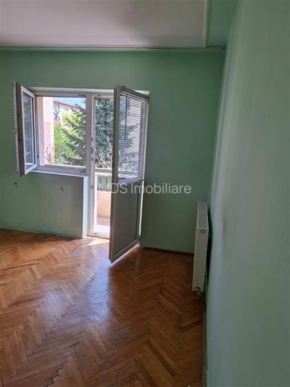 Decomandat la et 3 ?n bloc anvelopat, model mare - 2