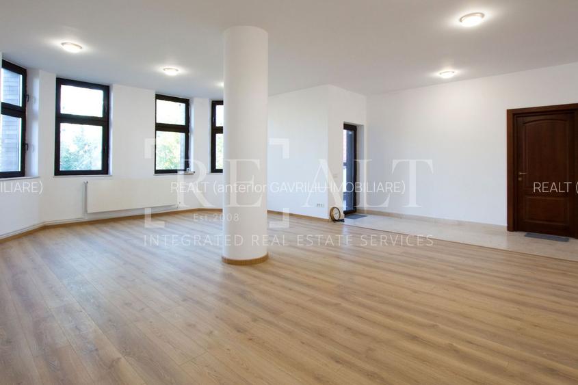 Inchiriere casa, vila 7 camere | Individuala, Renovata, Curte | Campul Pipera - 22