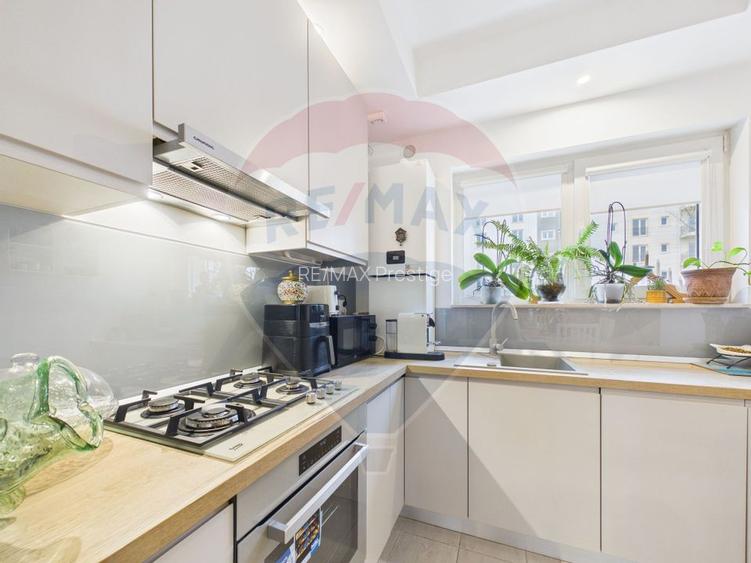 Casă / Vilă cu 3 camere de vânzare - 6