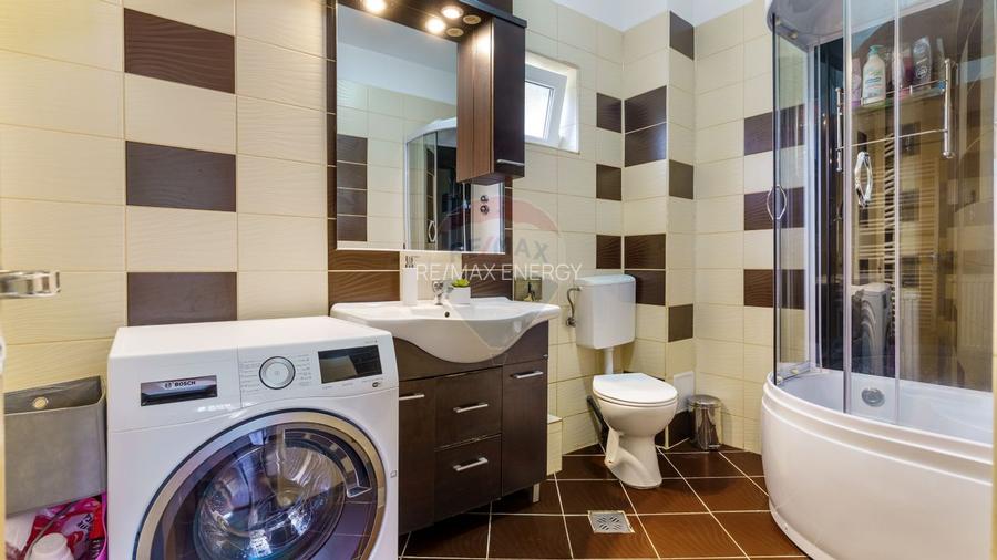 Cabana de vânzare –Mărișel, 10 camere, terasa 41mp, piscină, ciubăr - 29