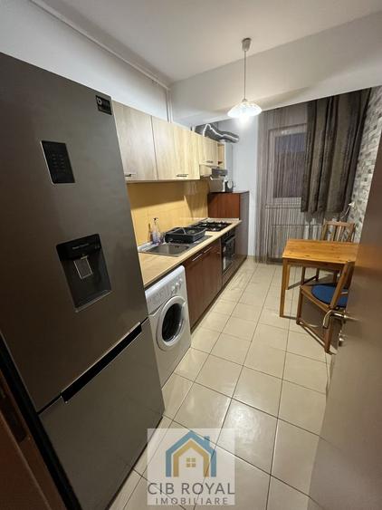 Garsoniera Confort Park,Sos.Vitan-Bârzești,in spate la Rin Grand hotel,bloc 2008