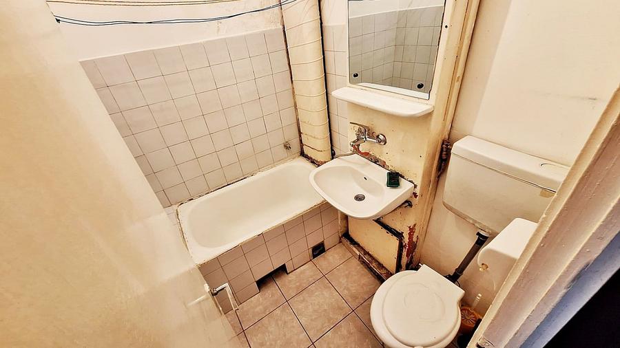 Langa Mall AFI garsoniera de vanzare etaj 3/4, pret 47000 Euro