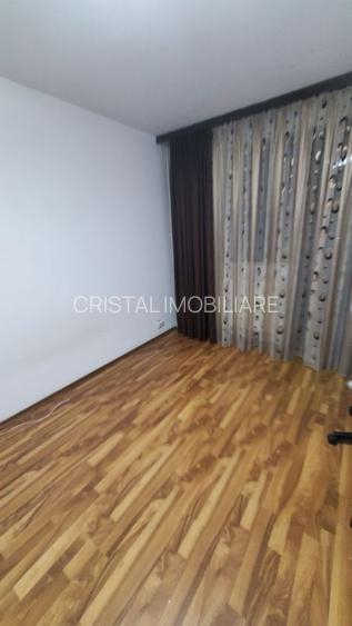 Vanzare apartament 2 camere Titan-Codrii Neamtului, pret negociabil - 3