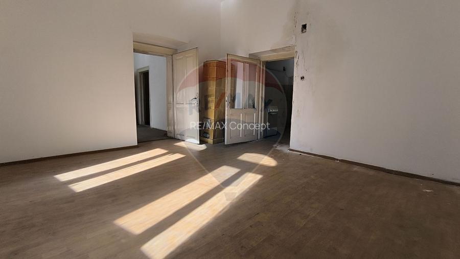 Apartament de vânzare în Palatul Berde, strada Horea - 32