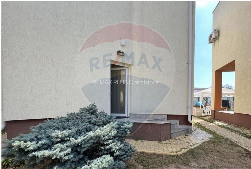 Casă de inchiriat cu 4 camere Mamaia vedere la mare - 16