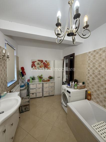 Triplex, 4 camere, 230mp utili, 335mp teren, mobilat  -Dumbravita - 15
