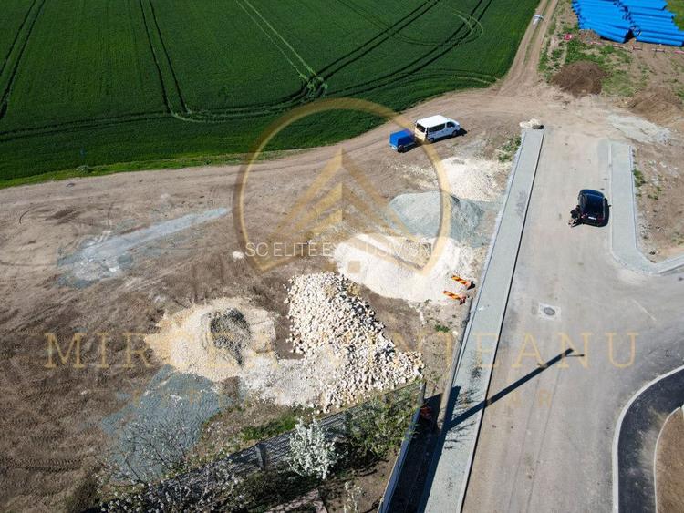 Cumpana - Teren intravilan în suprafață de 7147 mp cu 2 deschideri. - 11