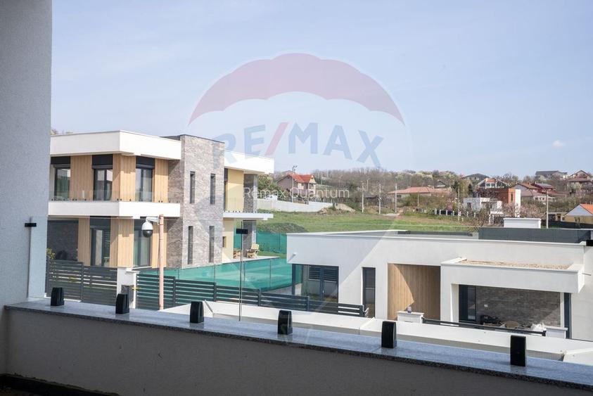 De vânzare casă 5 camere  în zona Dealuri Oradea - 19