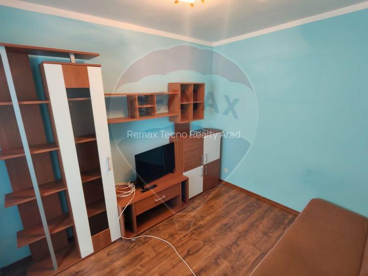 Apartament cu 2 camere de vânzare în Brad,jud. Hunedoara - 4