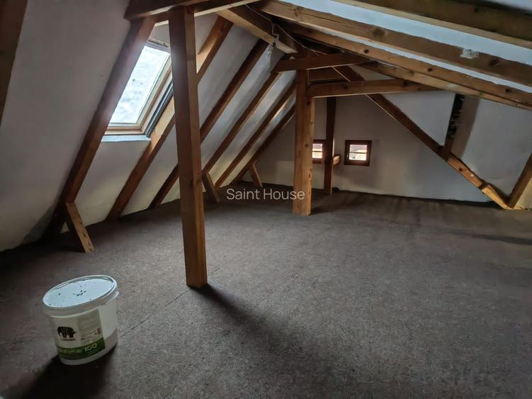 Vila cu 6 camere + 2 case + bazin inot+ 5.934 mp teren  com. Chichis - 16