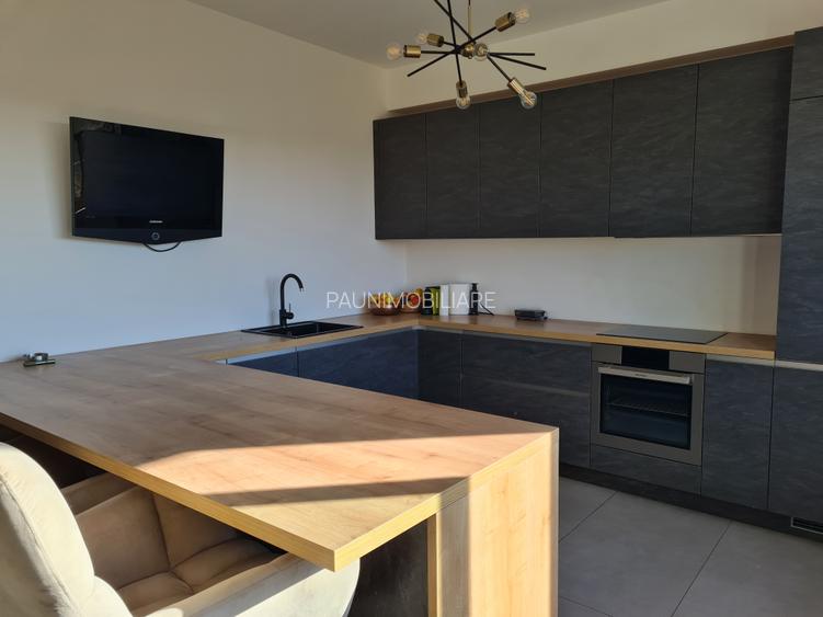 Ap. lux,4 cam.s.totala. 253mp utili ,pe tot etajul 2 ,+camera la mansarda 20mp! - 8