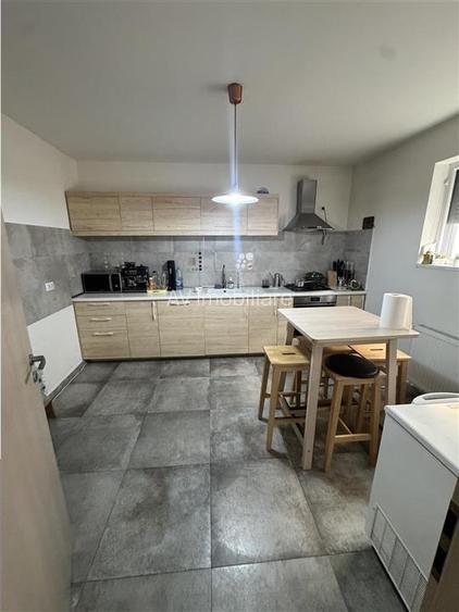 VANZARE VILA GHIDICENI MOBILATA UTILATA GATA DE MUTARE - DORMITOR PARTER - 5