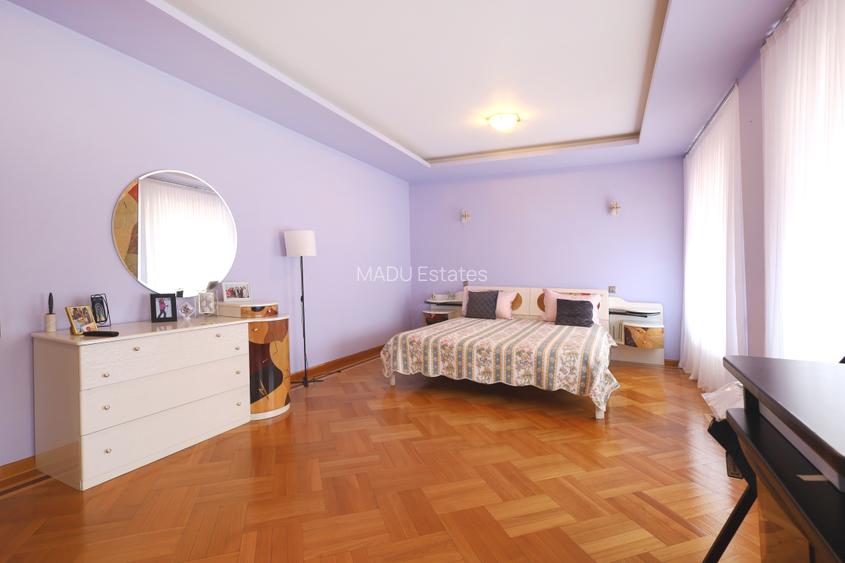 Parcul Carol - Metrou 8 minute, vilă impresionantă 700 mp și teren de 720 mp - 9