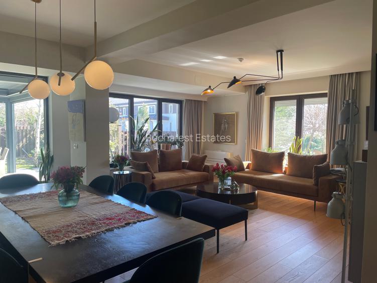 Oxford Gardens beautiful 5 bedrooms semi-furnished villa - 2