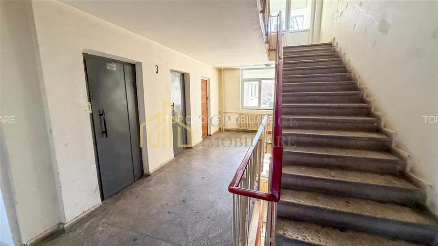 GARSONIERA FOARTE SPATIOASA 42MP - BLOC 1985 - LANGA UTCB TEI - 20