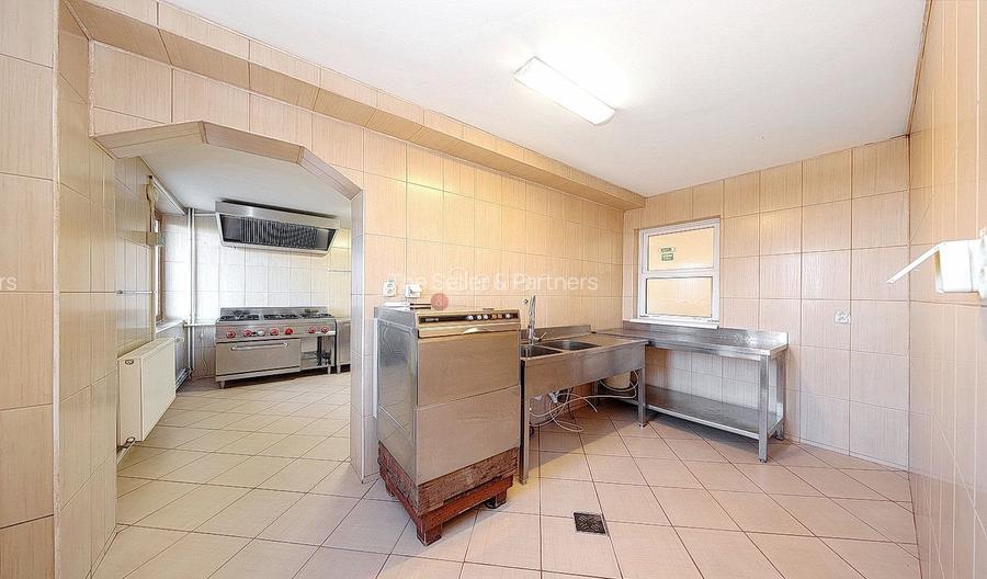 Proximitate fata de Castelul Bran - 8