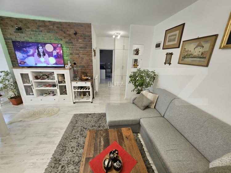 Apartament semidecomandat cu 2 camere, foarte luminos, zona Terra - 2