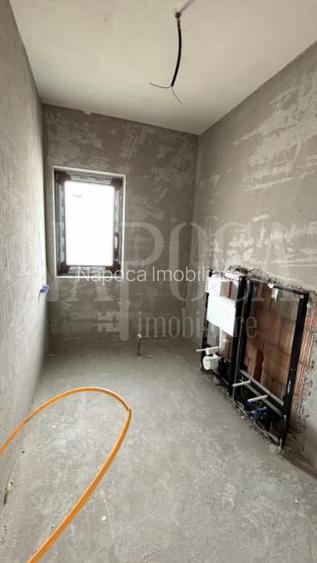 Casa 4 camere de vanzare in Floresti - 4