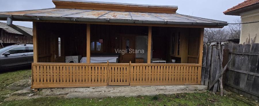 Casa si teren de vanzare Poienari - Bumbesti Pitic - 8