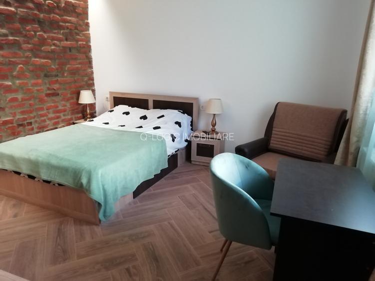 Casa 6 camere libera la vanzare zona AFI - 18