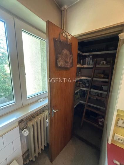 1 Mai,Apt 3 camere semidec., 2 gr sanitare,balcon, 80mp, bloc termoizolat, Garaj - 15