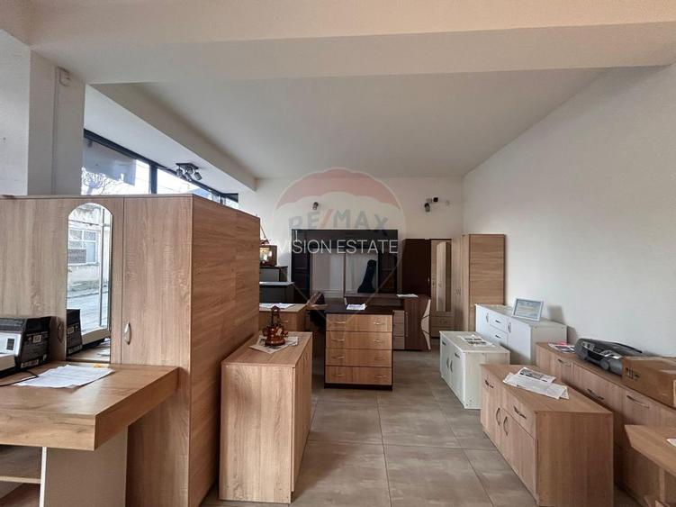 Spatiu comercial de 222 mp de inchiriat in Bals - 8