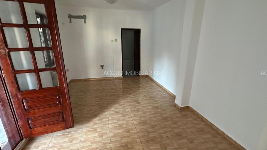 Casă de închiriat în zona Faleza Nord - 24