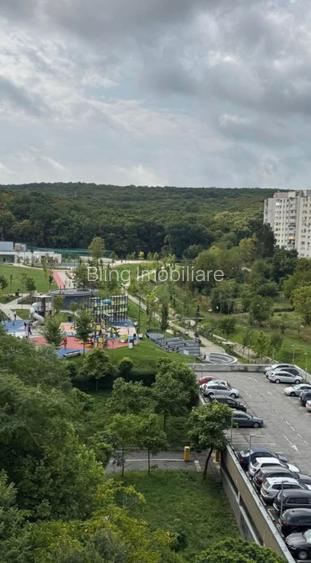 Apartament cu 2 camere decomandate,etaj intermediar - 7