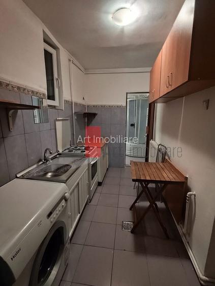 Garsoniera de inchiriat in zona Damaroaia - 3