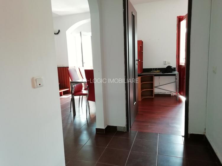 Apartament 2 camere cu priveliste deosebita zona Colinei - 15