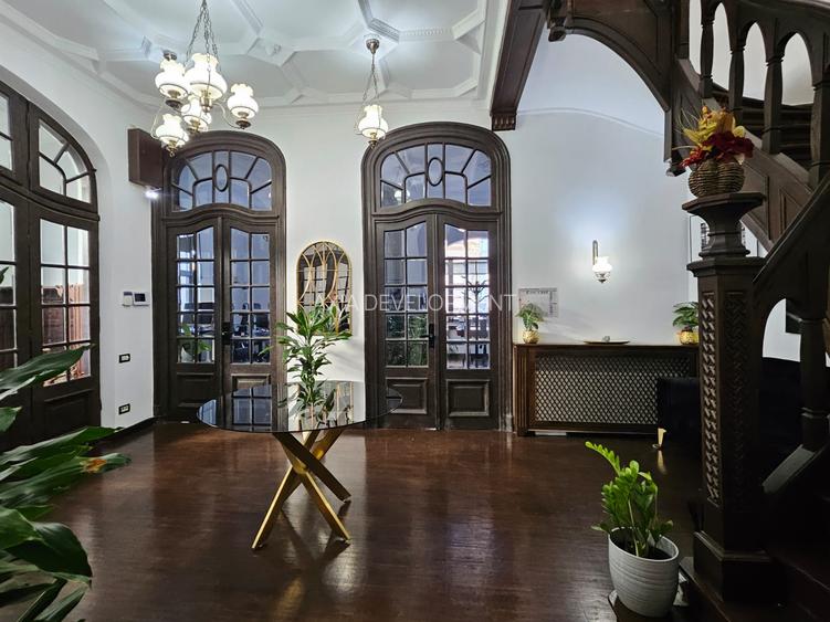 Vila interbelica renovata, amplasata in zona Cismigiu - 6