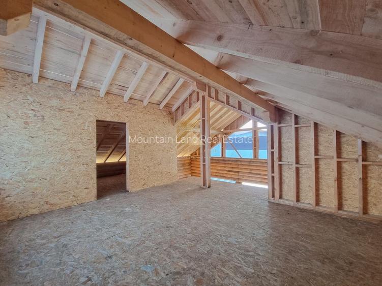 Cabana din bușteni la rosu pe teren 722 mp, Bod COMISION 0 - 15