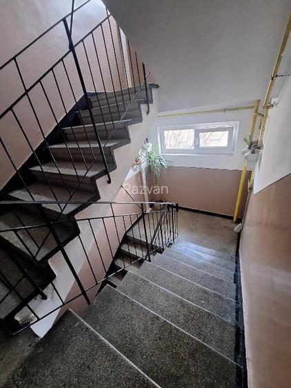 VÂND/SCHIMB * APARTAMENT 3 CAMERE * STRADAL * ETAJ 2 * TOMIS NORD  * GAZE *  - 9