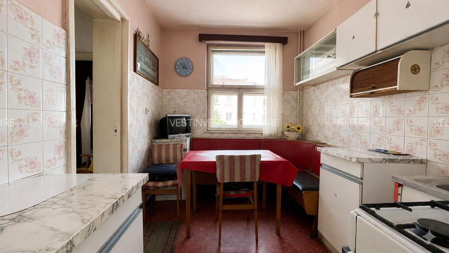 Apartament cu 3 camere, Rogerius, Etaj Intermediar - 6